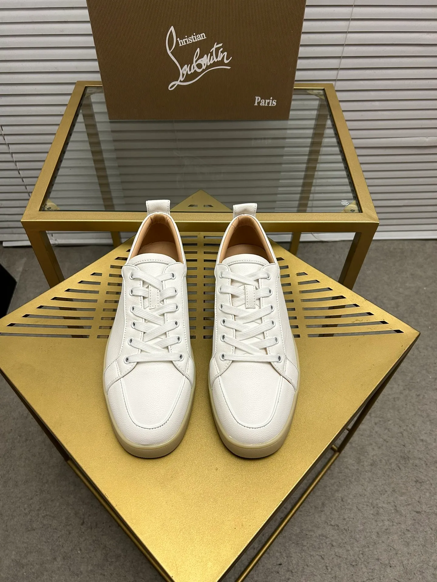 (Customized model) Ex-factory price is 480. christian louboutin (CL red sole shoes) counter series, casual sneakers for couples 📢 📢 📢 Exclusive hot style release 🎈🎈💪 Movable latex feet 👻 Finished outsole line [Proud] 😝Female 35-40# Male 38#-46, global supply😝 [Top version]: Original imported genuine leather upper, top original leather lining, original molded TPU outsole, original 1:1 detail processing, original shoe last,